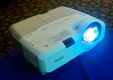 接棒上海商教巡展 愛普生交互式短焦投影機發(fā)布會在上海隆重舉行